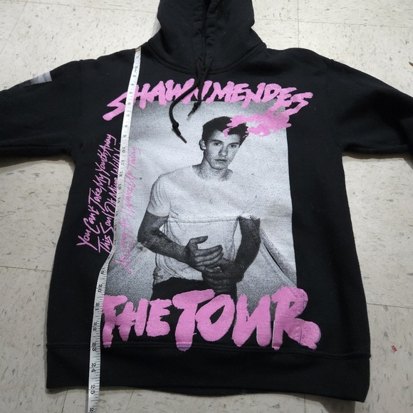 Shawn Mendes The Tour Black Graphic Hoodie - Picture 9 of 10